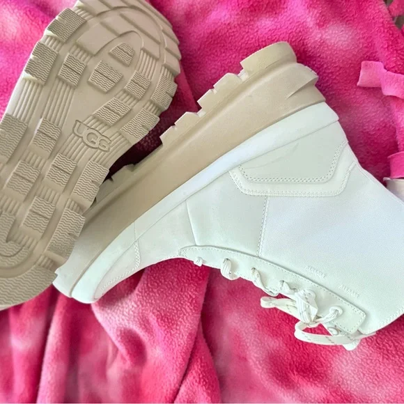 UGG Off White Lace-Up Women's Boots - Picture 12 of 16